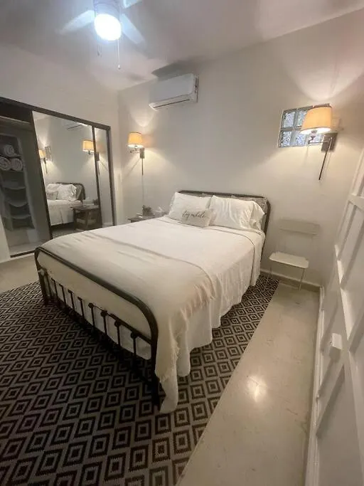 Private Rooms In Duplex Home 4 Bath Fq Beds 1-3Ppl San Juan 0*,