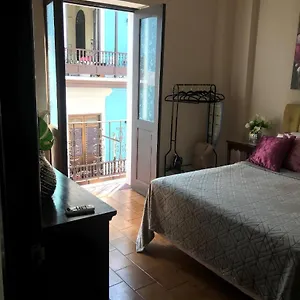 elegant-crystal-apt-at-casa-of-essence-located-in-of.top-hotels-puertorico.com/